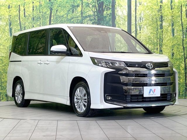 TOYOTA NOAH 2024