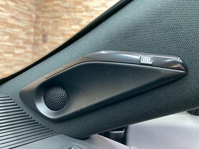 TOYOTA HARRIER 4WD 2022