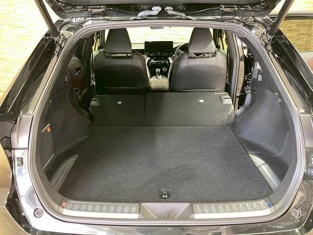 TOYOTA HARRIER 4WD 2022