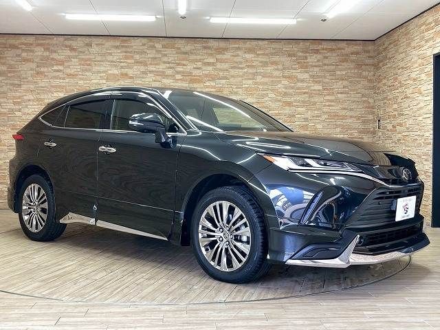 TOYOTA HARRIER 4WD 2022