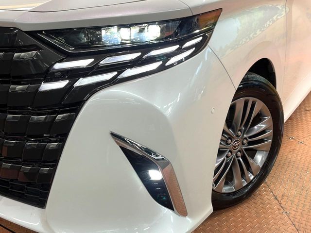 TOYOTA ALPHARD 2024