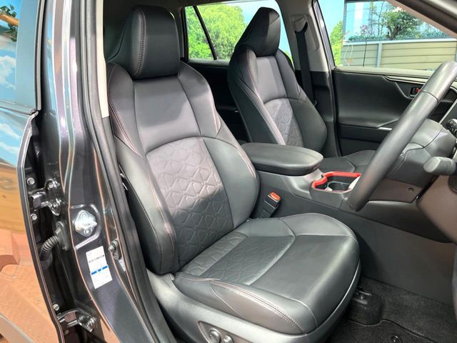 TOYOTA RAV4 4WD 2021