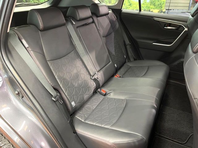 TOYOTA RAV4 4WD 2021