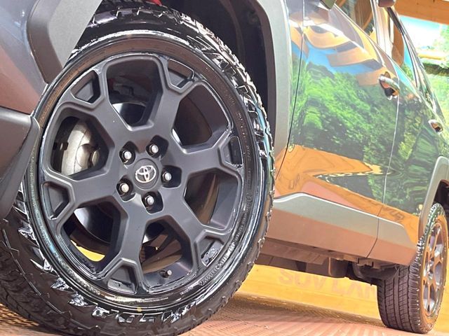 TOYOTA RAV4 4WD 2021