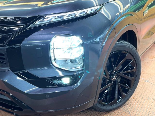 MITSUBISHI OUTLANDER PHEV 2024