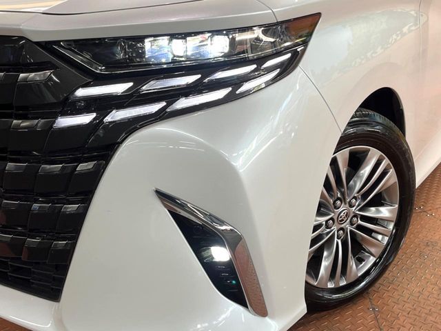 TOYOTA ALPHARD 2023