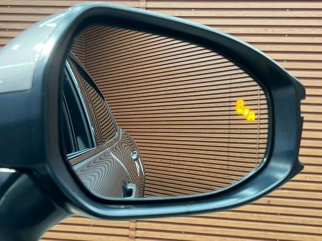 TOYOTA CROWN CROSSOVER 2023