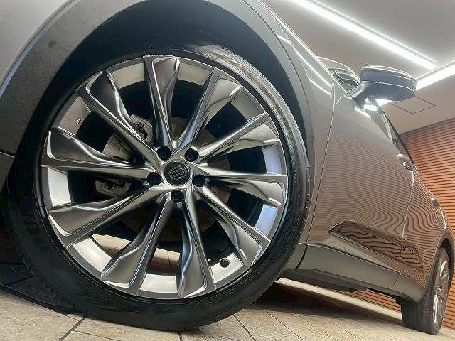 TOYOTA CROWN CROSSOVER 2023