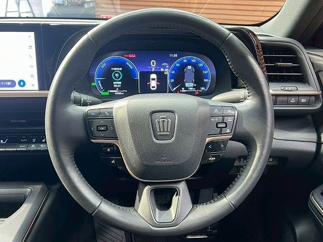 TOYOTA CROWN CROSSOVER 2023