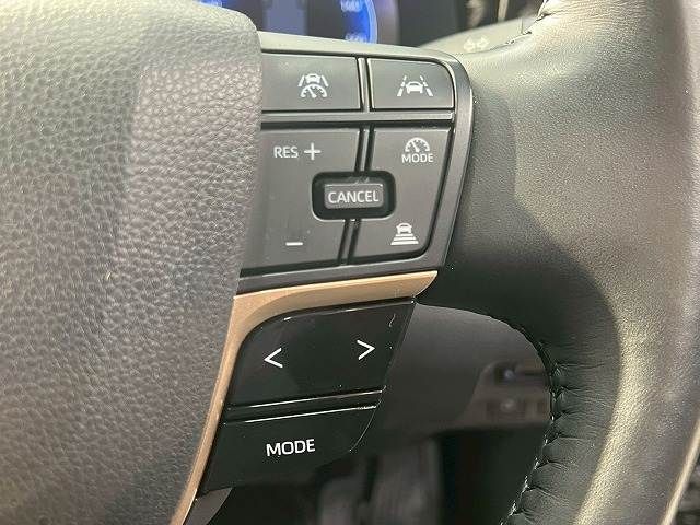 TOYOTA CROWN CROSSOVER 2023