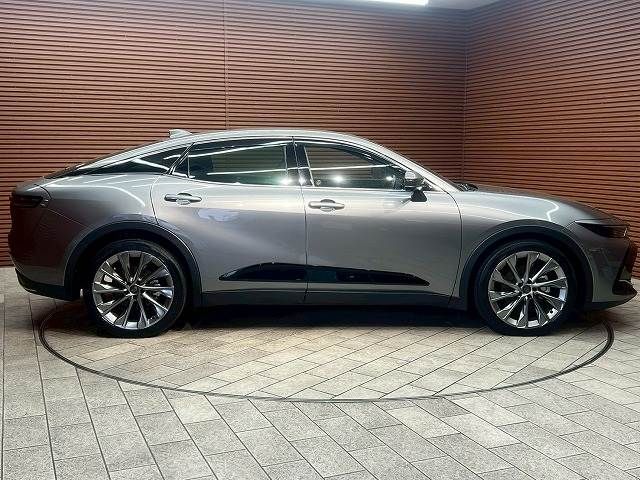 TOYOTA CROWN CROSSOVER 2023