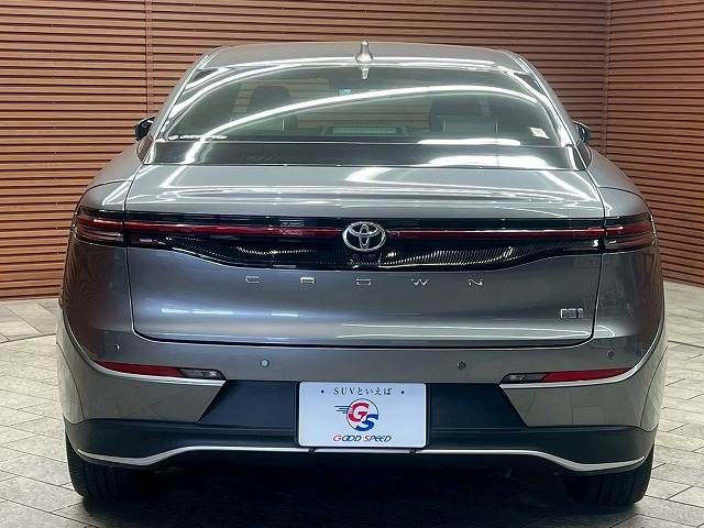 TOYOTA CROWN CROSSOVER 2023