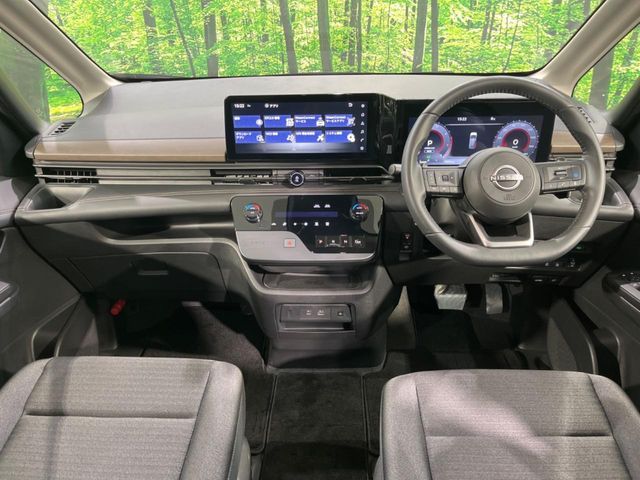 NISSAN SERENA  WG 2025