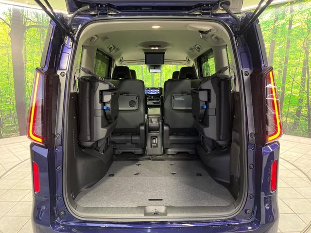 NISSAN SERENA  WG 2025