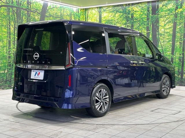 NISSAN SERENA  WG 2025