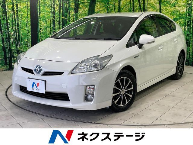 TOYOTA PRIUS 2011