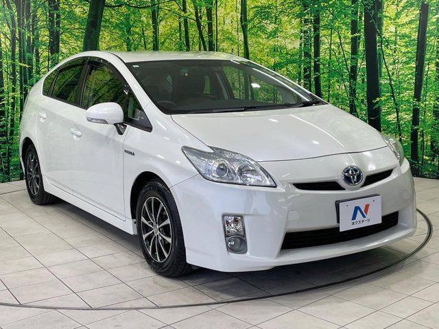 TOYOTA PRIUS 2011