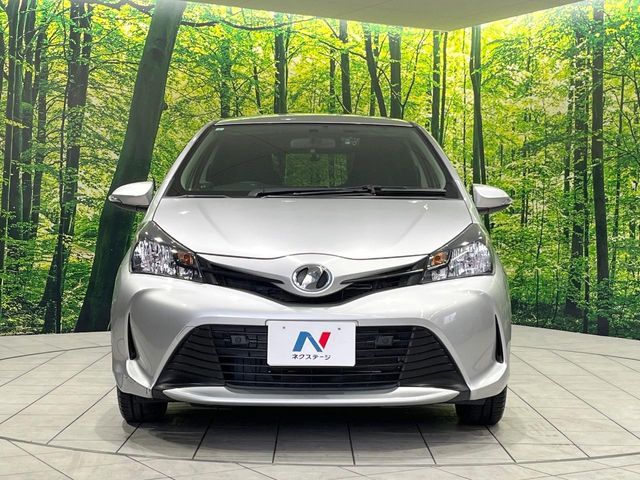 TOYOTA VITZ 2015