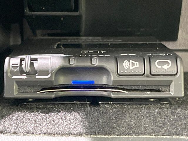 NISSAN SERENA  S-HYBRID 2013