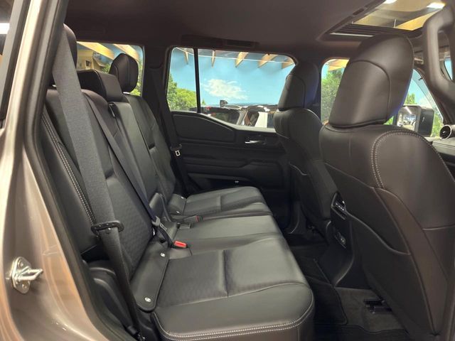 TOYOTA LANDCRUISER 250 2024