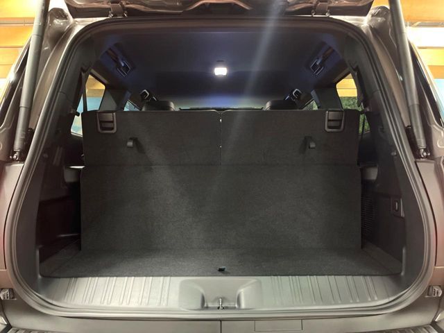 TOYOTA LANDCRUISER 250 2024