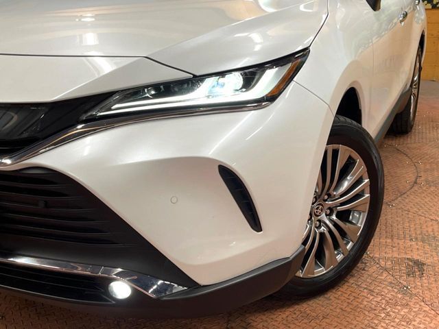 TOYOTA HARRIER HYBRID 2024