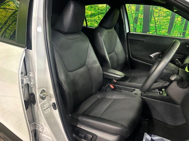 TOYOTA YARIS CROSS HYBRID 2025