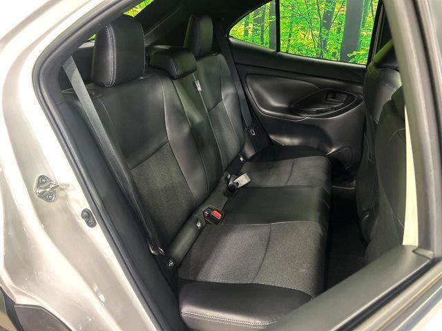 TOYOTA YARIS CROSS HYBRID 2025