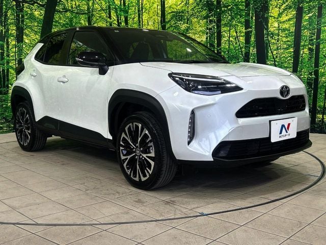 TOYOTA YARIS CROSS HYBRID 2025