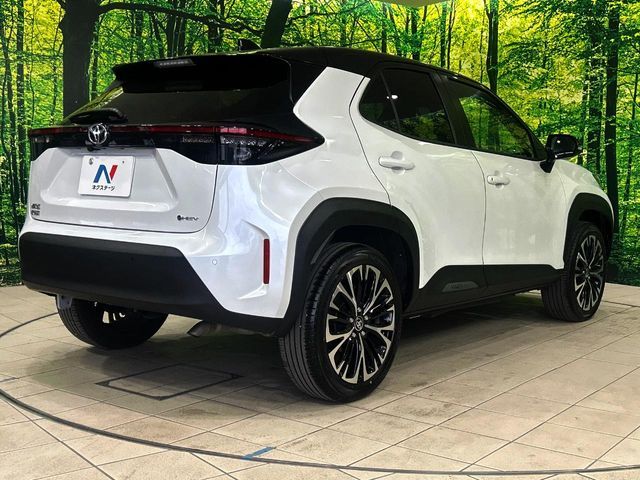 TOYOTA YARIS CROSS HYBRID 2025