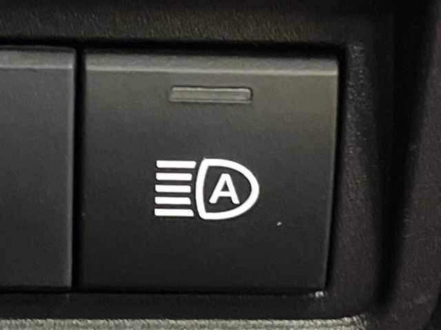 TOYOTA YARIS CROSS 2025