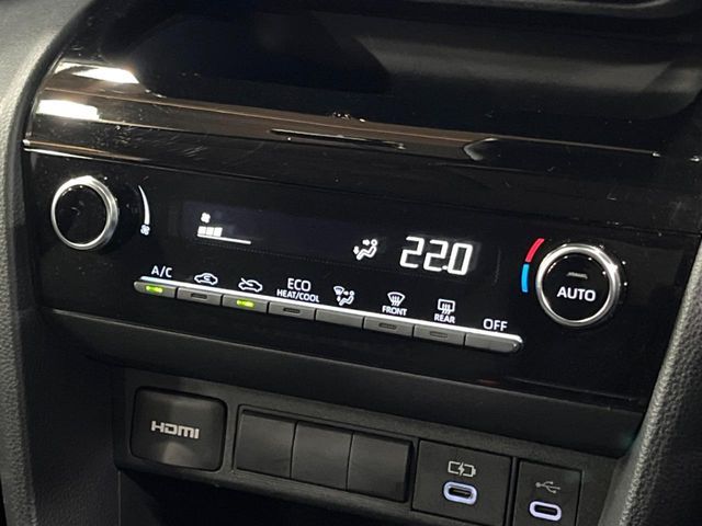 TOYOTA YARIS CROSS 2025