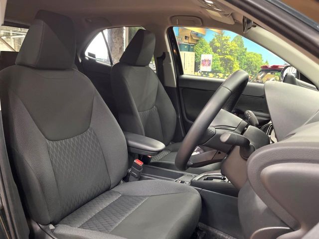 TOYOTA YARIS CROSS 2025