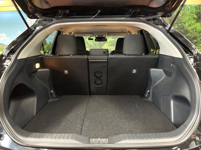 TOYOTA YARIS CROSS 2025