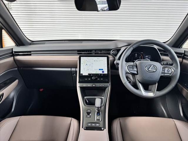 TOYOTA LEXUS LBX 2025