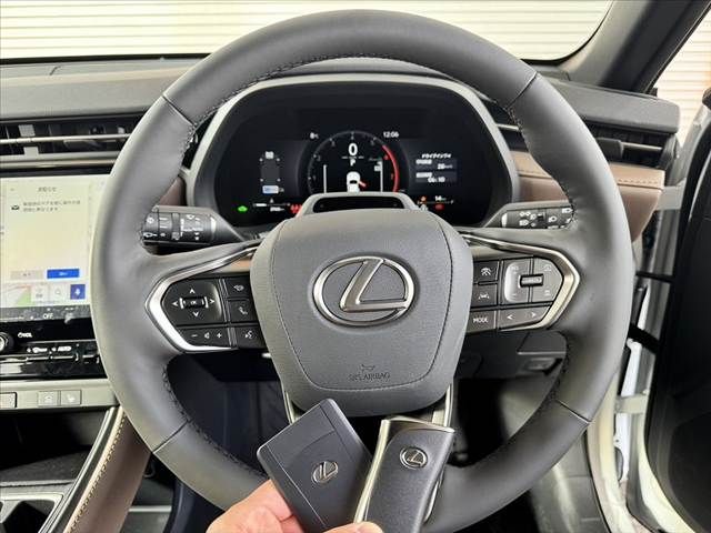 TOYOTA LEXUS LBX 2025