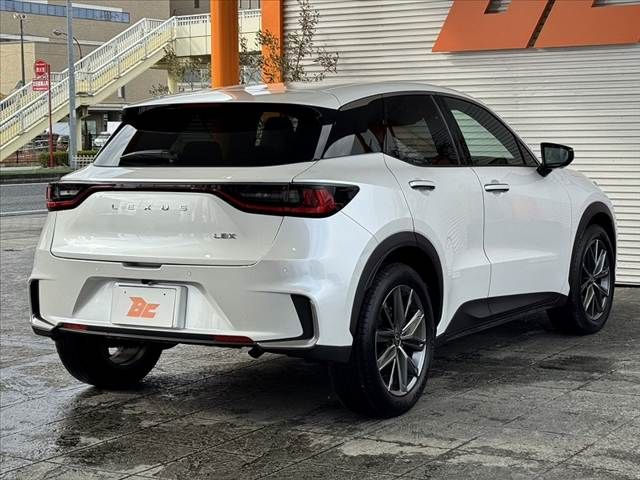 TOYOTA LEXUS LBX 2025