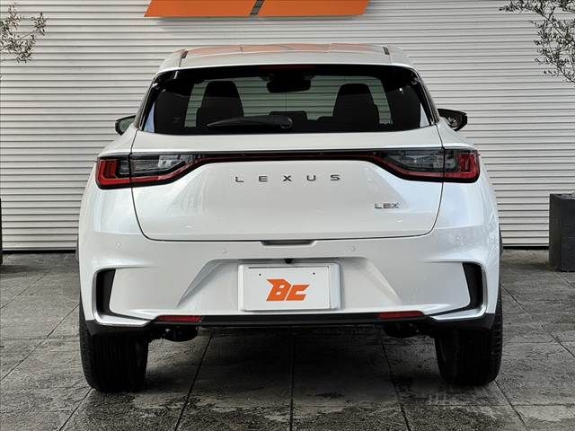 TOYOTA LEXUS LBX 2025