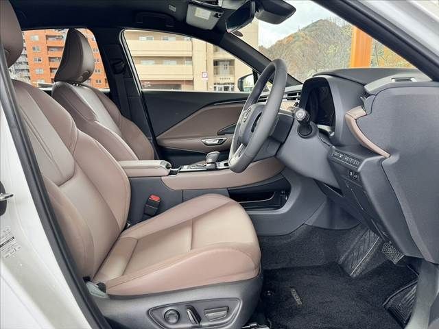 TOYOTA LEXUS LBX 2025