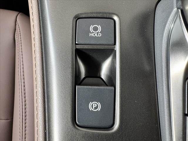 TOYOTA LEXUS LBX 2025