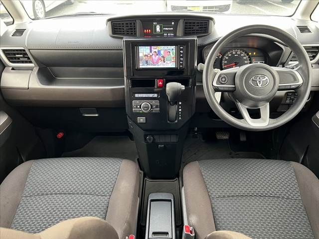 TOYOTA ROOMY 2021