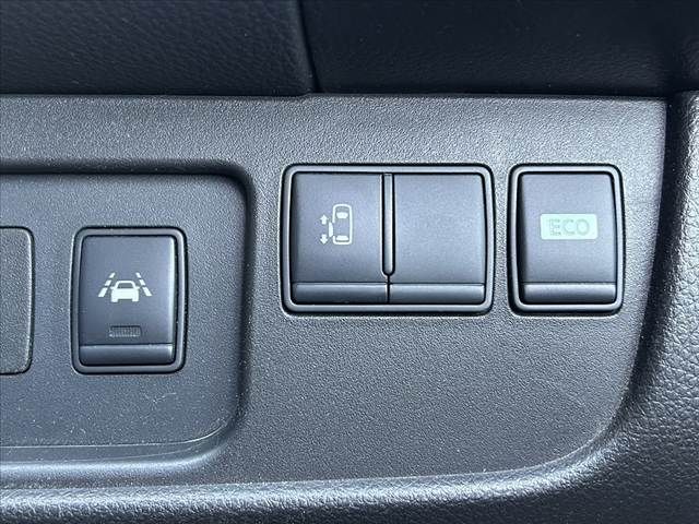 NISSAN SERENA  S-HYBRID 2015