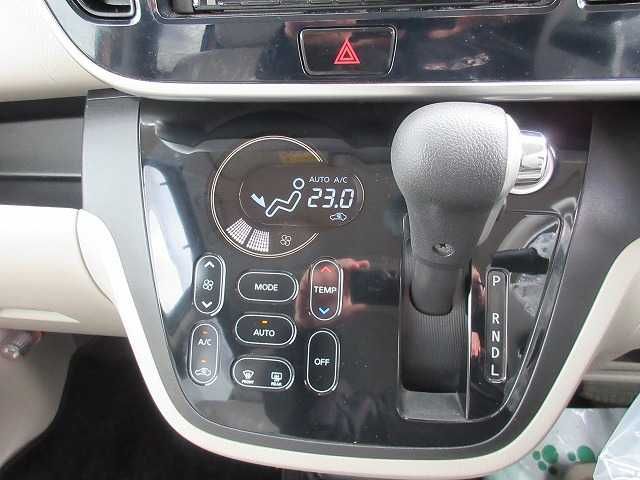 MITSUBISHI eK SPACE 2015