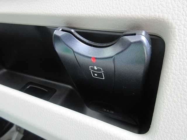 MITSUBISHI eK SPACE 2015