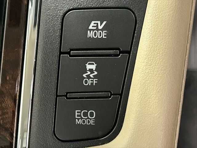 TOYOTA ALPHARD hybrid 4WD 2019