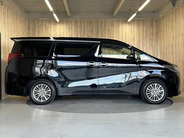 TOYOTA ALPHARD hybrid 4WD 2019