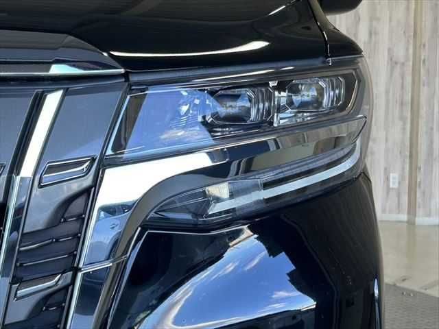 TOYOTA ALPHARD hybrid 4WD 2019