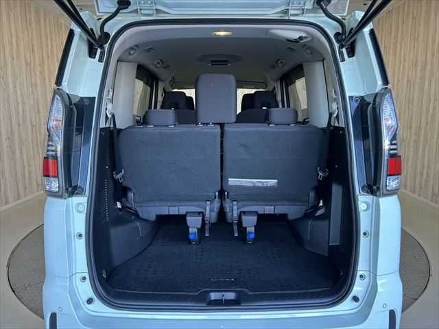 NISSAN SERENA  WG 2018