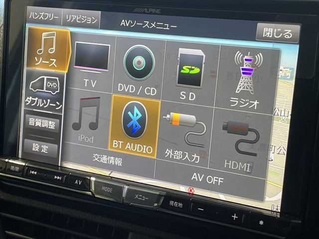 TOYOTA NOAH HYBRID 2016