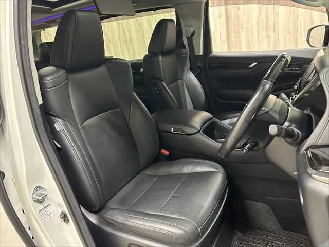 TOYOTA ALPHARD 2018